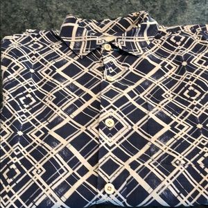 Tommy Bahama short sleeve casual shirt. size M